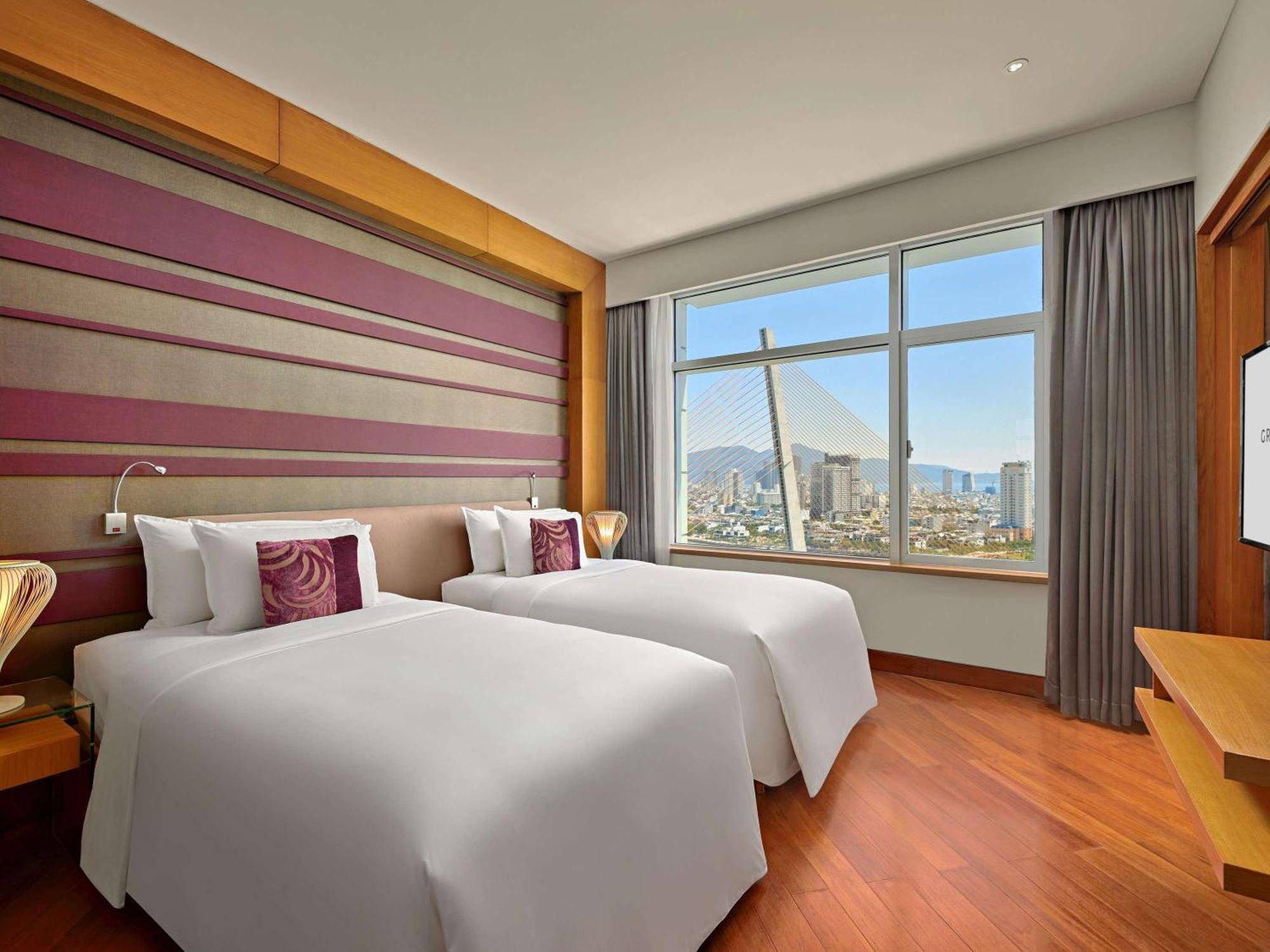 Grand Mercure Danang Kültér fotó
